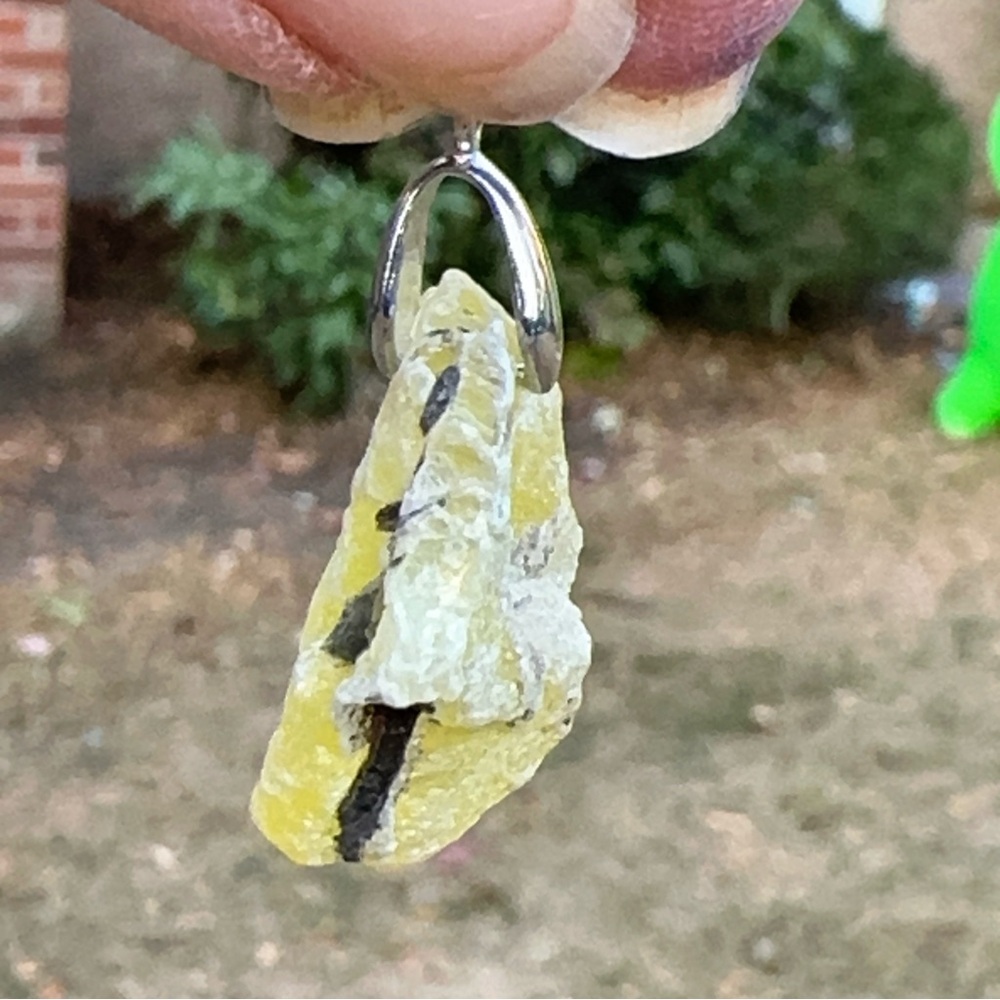 Natural Brucite Freeform Pendants with stainless steel - Picture 10 of 17